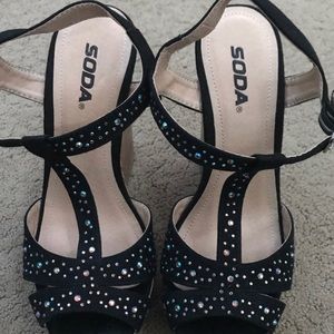 Soda Black Sparkle Wedges